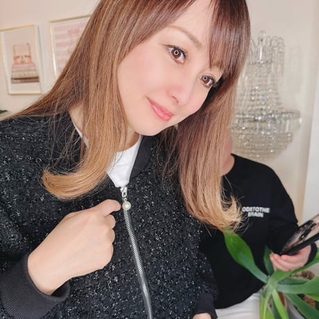 スツール【渡辺美奈代さんセレクト輸入家具です】 スツール【渡辺美奈代さんセレクト輸入家具です】 お掃除