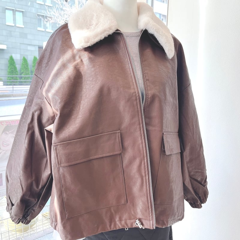 2WAYフェイクレザーファー付きブルゾン | Minayo Select