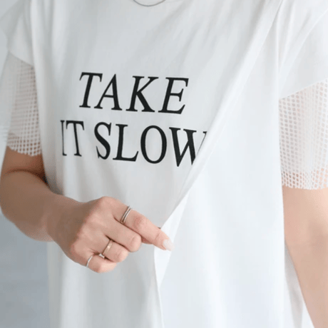 袖メッシュ切替デザインロゴTシャツ