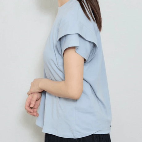 レイヤードデザイン袖Tシャツ