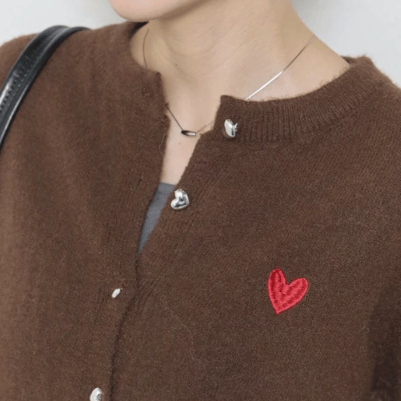 ハート刺繍＆ボタンカーディガン | Minayo Select