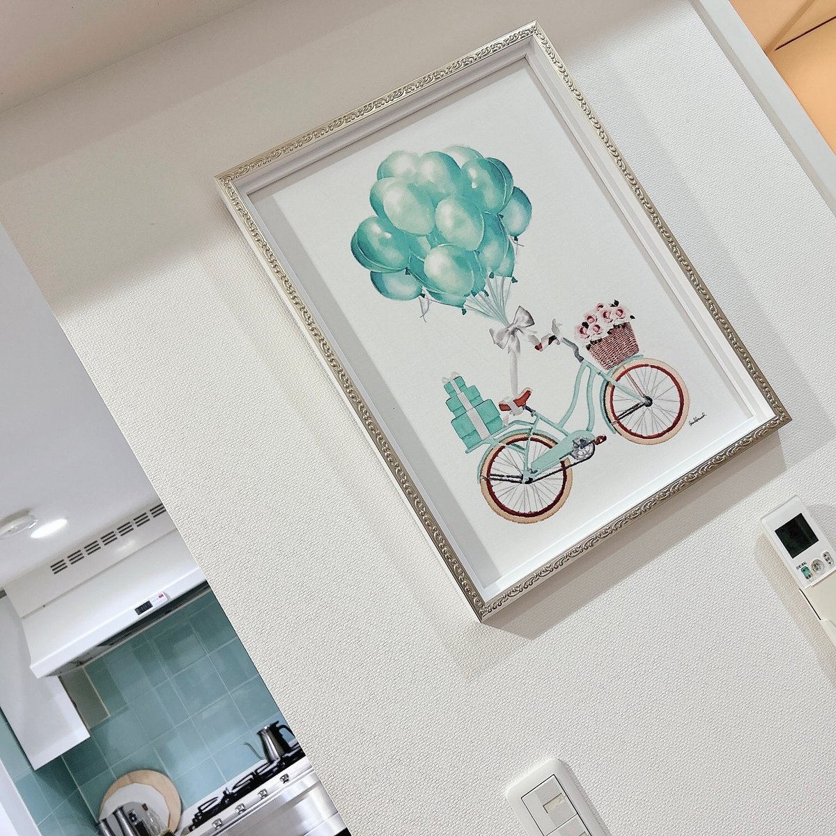 オマージュキャンバスアート「バルーンバイシクル」 M 額絵