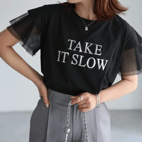 袖メッシュ切替デザインロゴTシャツ