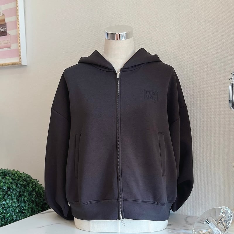 非売品　HANA✖︎ボディメンテコラボパーカー　直筆サイン入り 非売品 HANA ボディメンテ×ノノガ 直筆サイン入り コラボ