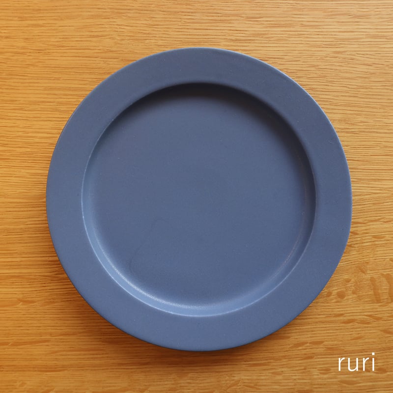 yumiko iihoshi porcelain