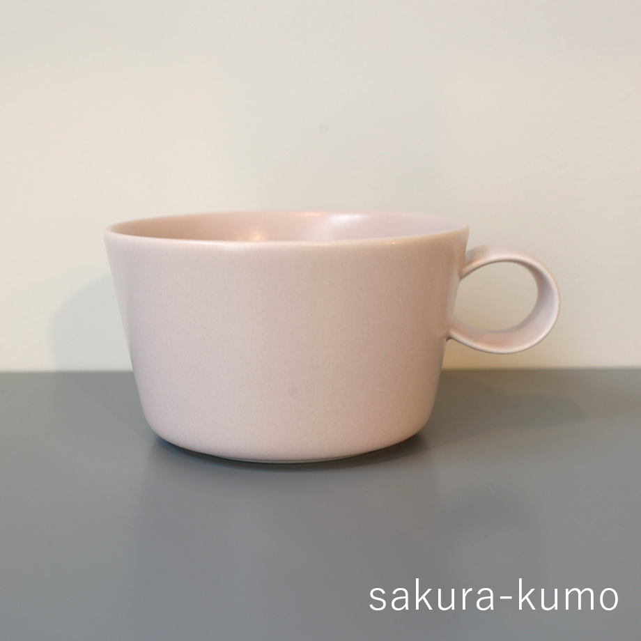yumiko iihoshi porcelain