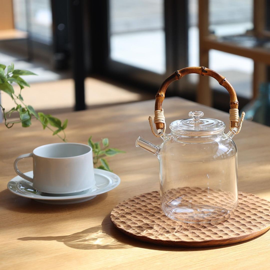 リビングモチーフガラス急須新品未使用品　(日の出ガラススタジオプレパも STUDIO PREPA (スタジオプレパ）