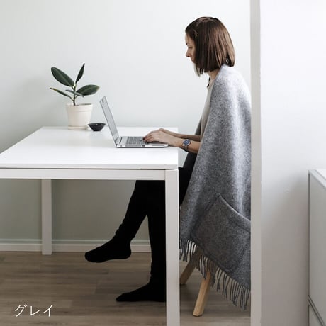 LAPUAN KANKURIT(ラプアンカンクリ) "UNI pocket shawl / ウニ ポケットショール"