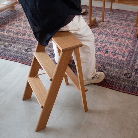 脚立 | STORES