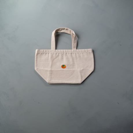 柿の刺繍　ランチトート。
