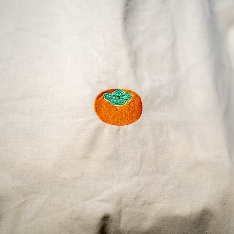 柿の刺繍　おっきなマルシェバック。