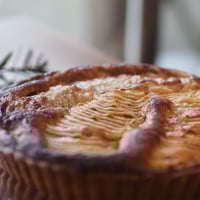 tarte aux le lectier ルレクチェのタルト
