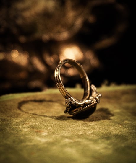 Stone rust vintage silver ring