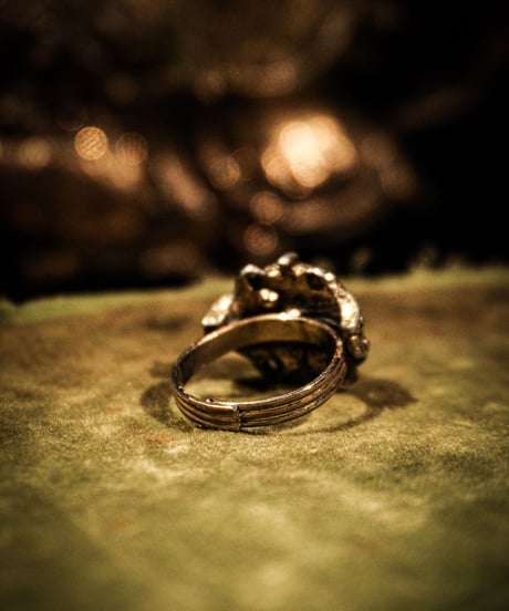 Stone rust vintage silver ring