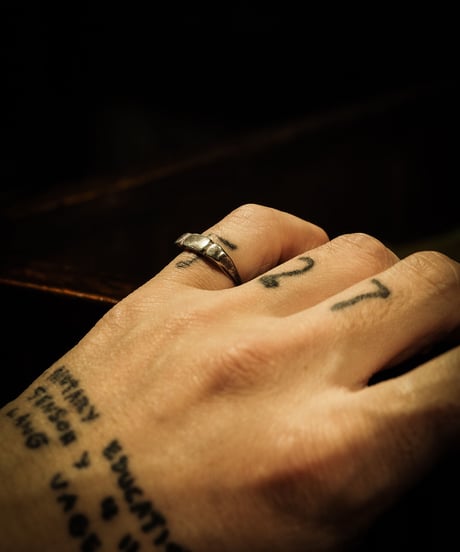 Rock texture vintage silver ring