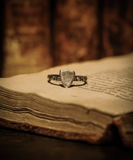 1930s British Shield Motif Silver-Plated Ring
