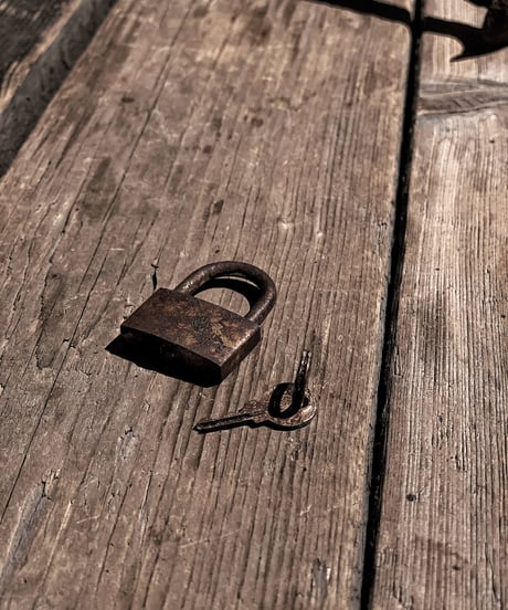RESURRECTION  padlock