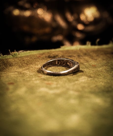 Rock texture vintage silver ring
