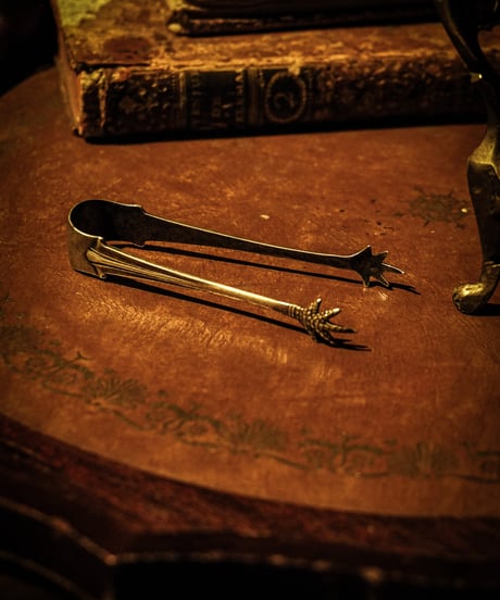 1926's Antique bird claw tongs : Silver