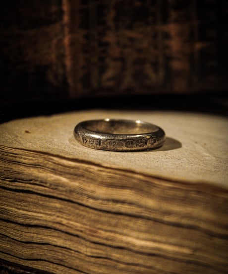 Hallmark Design vintage sterling silver ring