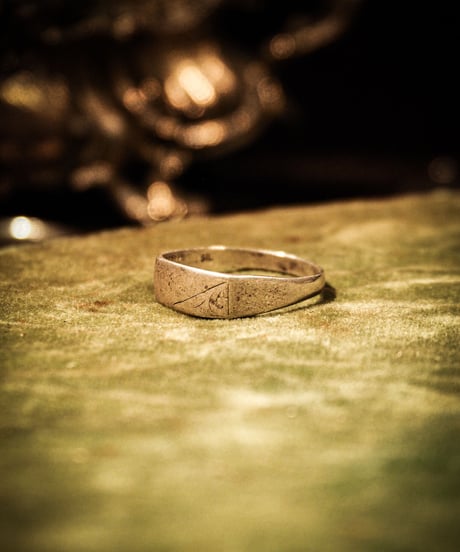 Signet vintage silver ring