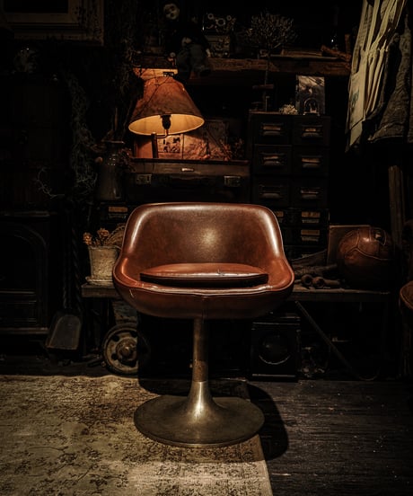 Mid-Century Modern Tulip Base Swivel Chair / Brown Vinyl Upholstery