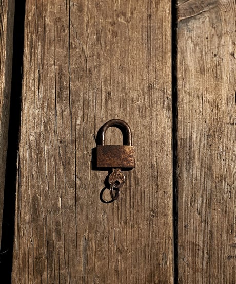 RESURRECTION  padlock