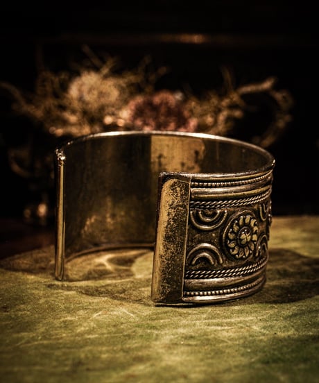 Ethnic wide  bangle