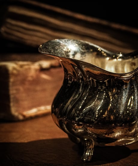 1920's gravy boat