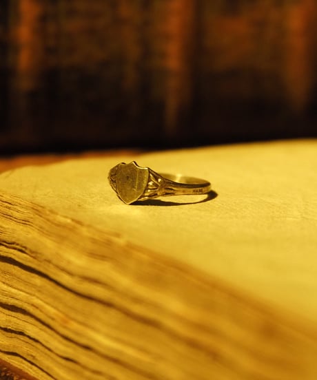 Signet vintage silver ring