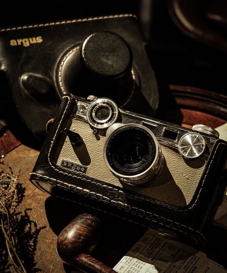 ※レザーケース付き Argus C3 from 1930's - 1960's [Film camera] BEIGE 01