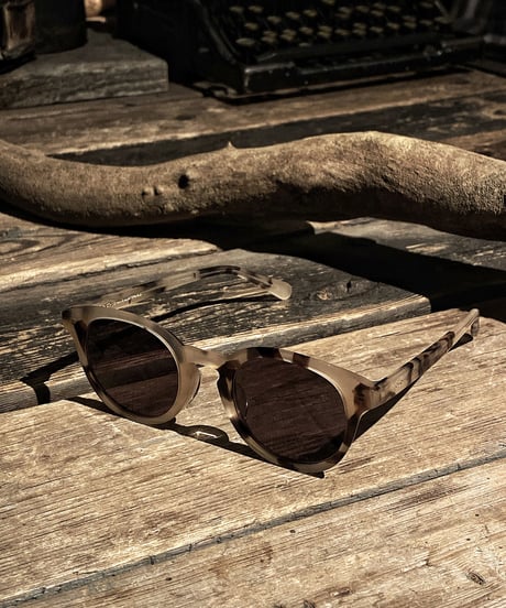 RUTH Boston sunglasses (BEIGE)