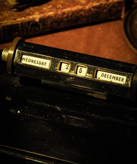 Desk Calendar Tow ink & pen stand