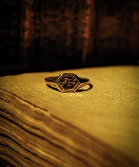 9ct & Silver signet ring