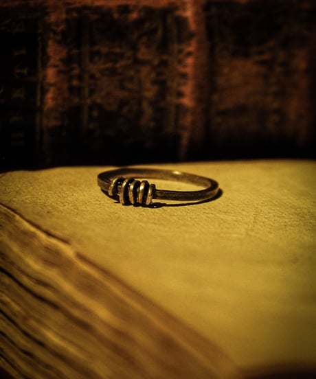 Twist vintage silver ring