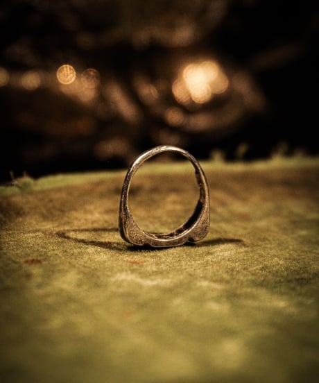 Rock texture vintage silver ring