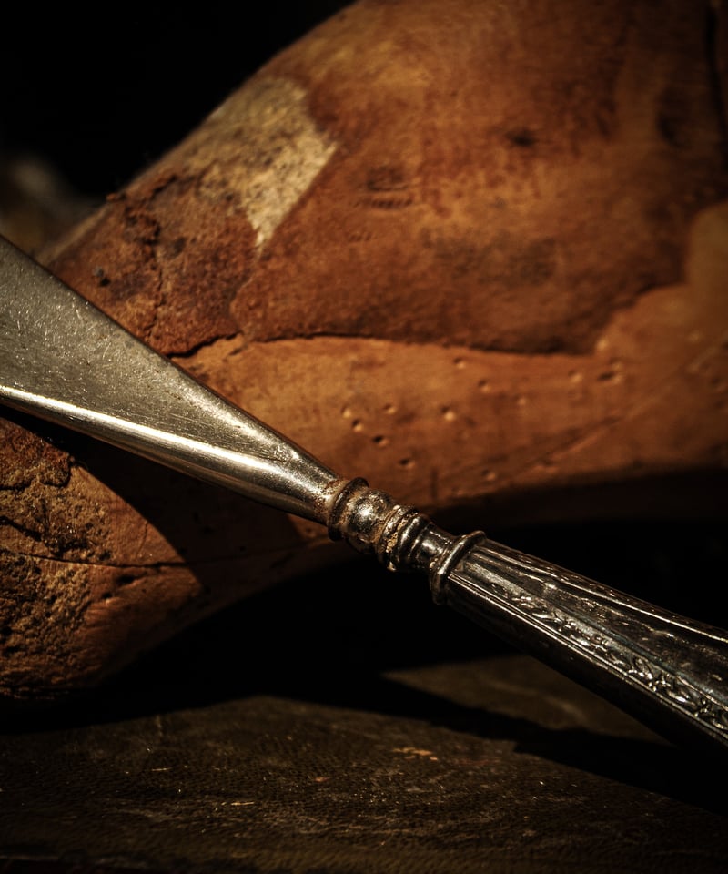 James Dixon & Sons EPNS Shoe Horn | WAIOKIRY