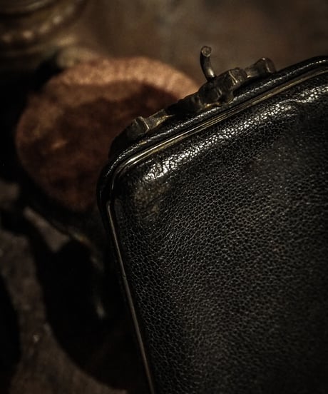 Vintage leather coin & pass case