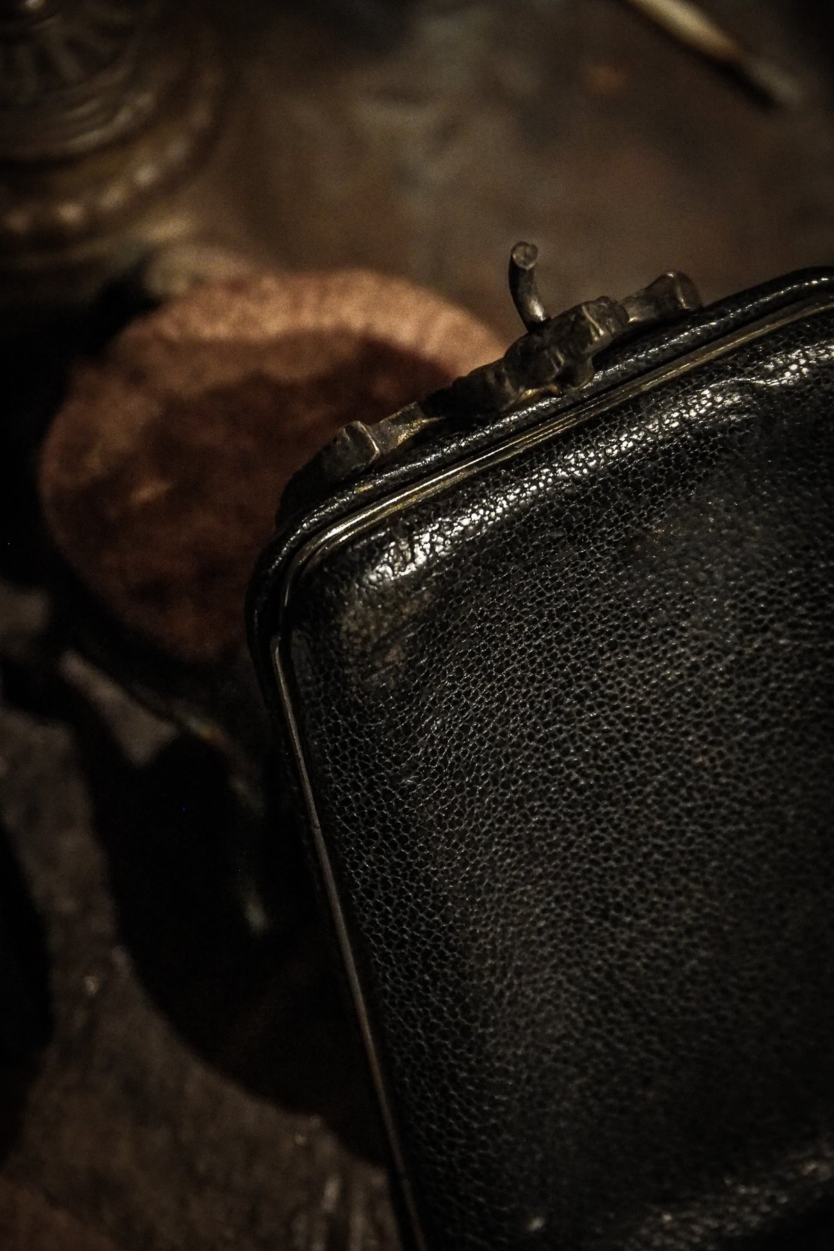 英国　ヴィンテージ　アンティーク　ウォレット　パスケース　イングランド Vintage leather coin & pass case | WAIOKIRY