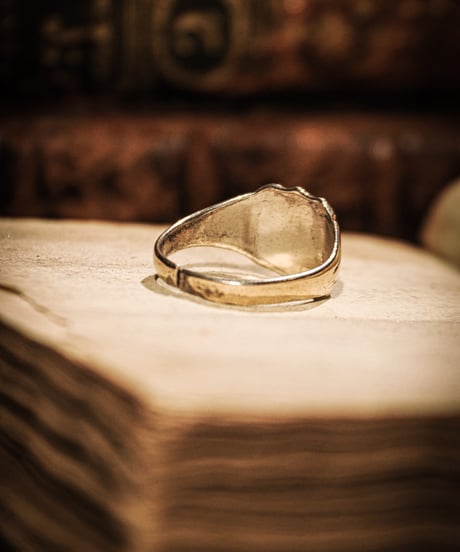 1940s British 9ct Gold on Silver Shield Signet Ring