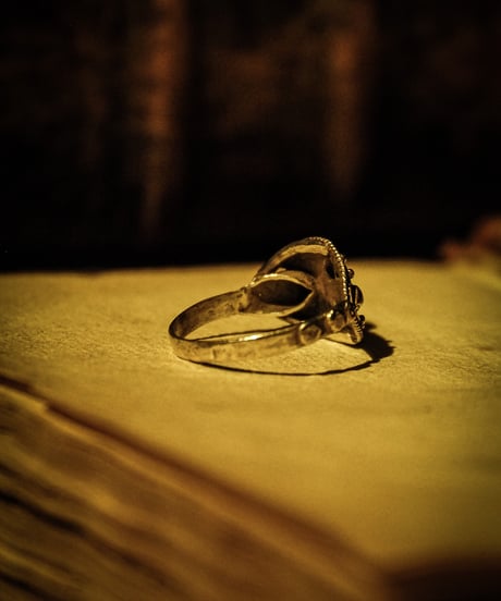 Carnelian stone vintage ring