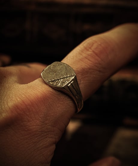 1900-1930's Early 20th Century British Silver Signet Ring