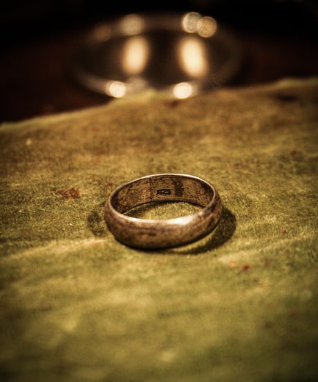 Rust simple vintage silver ring