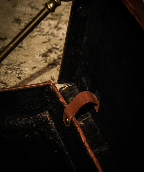 Vintage British Leather Hard Case with Key / 1940s-50s England