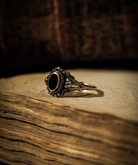 Black onyx vintage sterling silver ring
