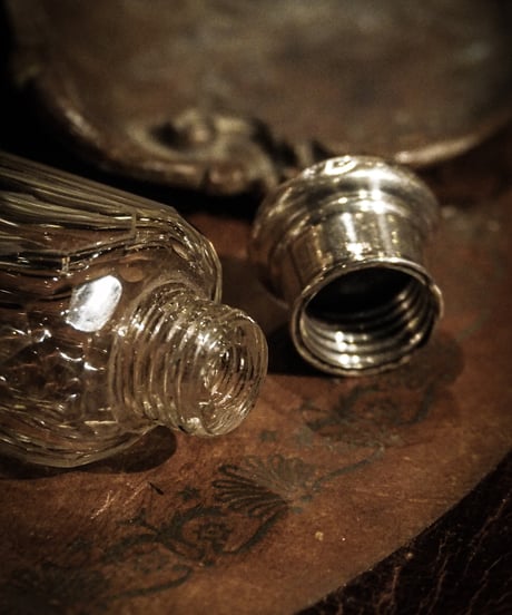 1900's Victorian Silver Topped Dressing Table Bottle