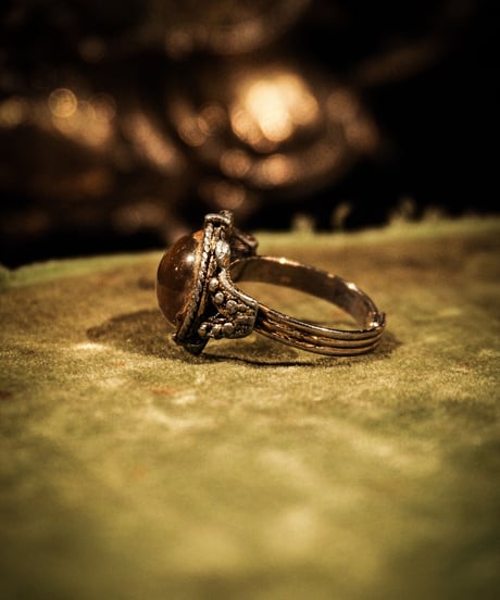 Stone rust vintage silver ring
