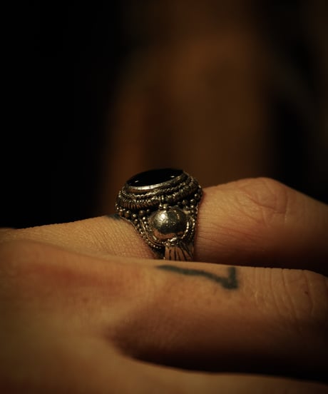 British Sterling Silver Onyx Cabochon Ring