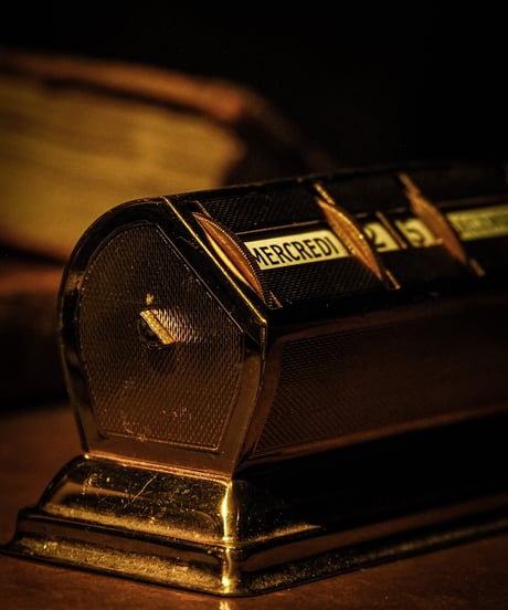 1940's Desk Calendar -Brass-