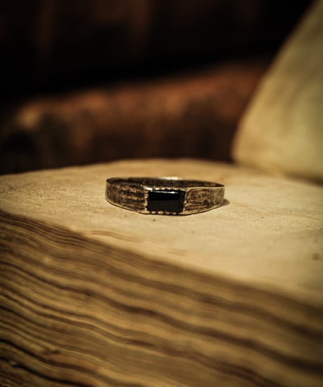 Black onyx vintage sterling silver ring